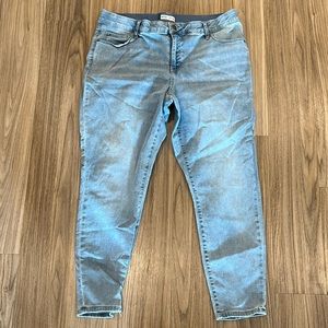 Target Ava and Viv Skinny Jeans Sz 18